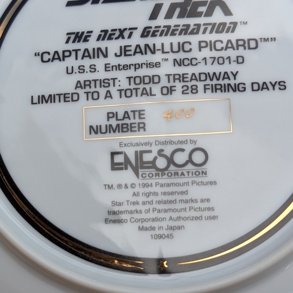Star Trek: The Next Generation - Captain Jean-Luc Picard Commemorative Plate - Picture 5 of 10
